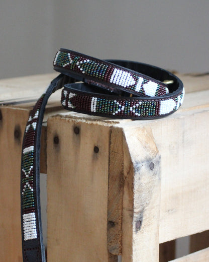AMAZON beaded dog collar - detail